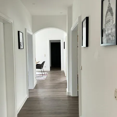 220 Qm Penthouse Mit Fahrstuhl - Ohne Apartament *