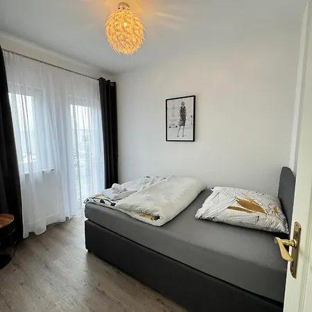 220 Qm Penthouse Mit Fahrstuhl - Ohne *