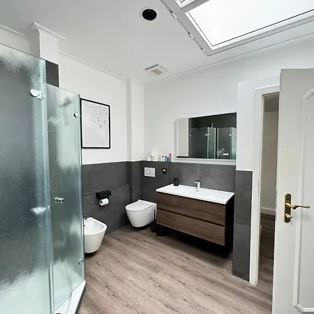Apartment 220 Qm Penthouse Mit Fahrstuhl - Ohne Mannheim